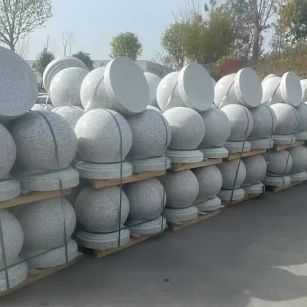 聊城 白麻花岗岩石材圆球，石球，挡车球，隔离球，景观石球，风水球等