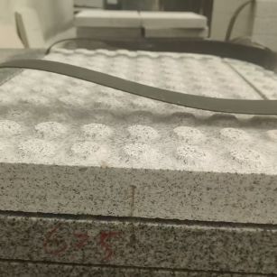 聊城 芝麻白花岗岩6.0公分荔枝面五轴加工雕刻盲点