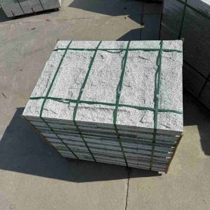 聊城 白麻花岗岩石材自然面蘑菇石成品