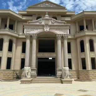 聊城 黄金麻别墅外墙干挂，大柱，大象，蘑菇石，雕花板