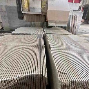 聊城 车间生产日常，黄金麻白麻花岗岩