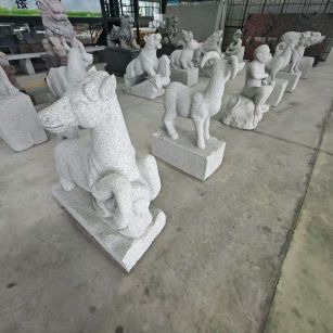 聊城 芝麻白花岗岩造型立体雕刻——十二生肖