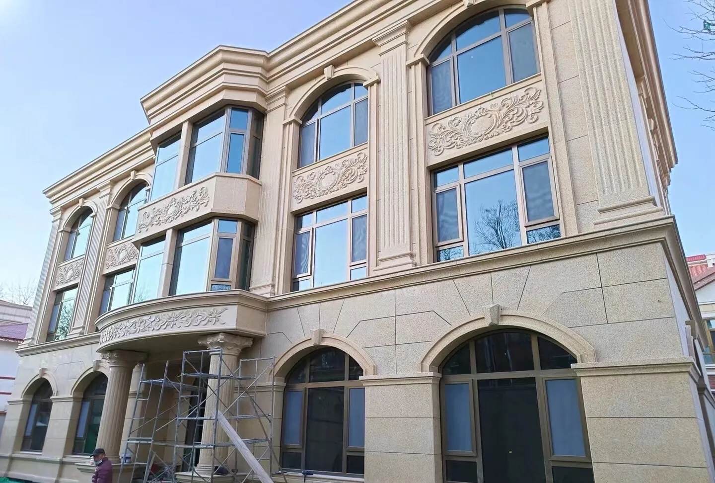 聊城 黄金麻花岗岩别墅外墙干挂