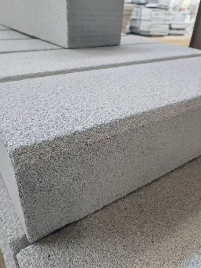 聊城 芝麻灰荔枝面路沿石