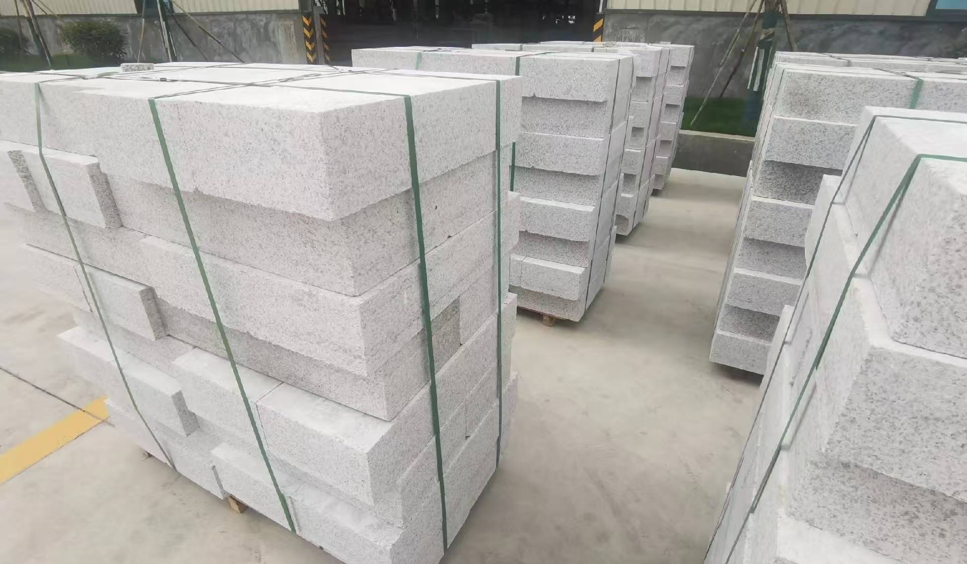 聊城 白麻花岗岩路沿石，立缘石，平缘石，路牙石，道牙石，马路牙子等