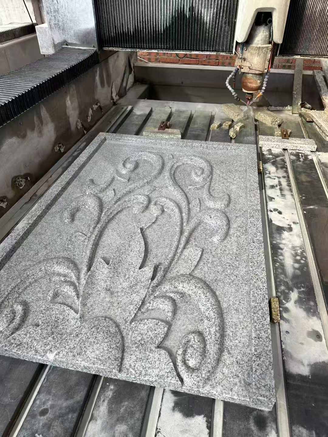 聊城 白麻别墅干挂雕花板