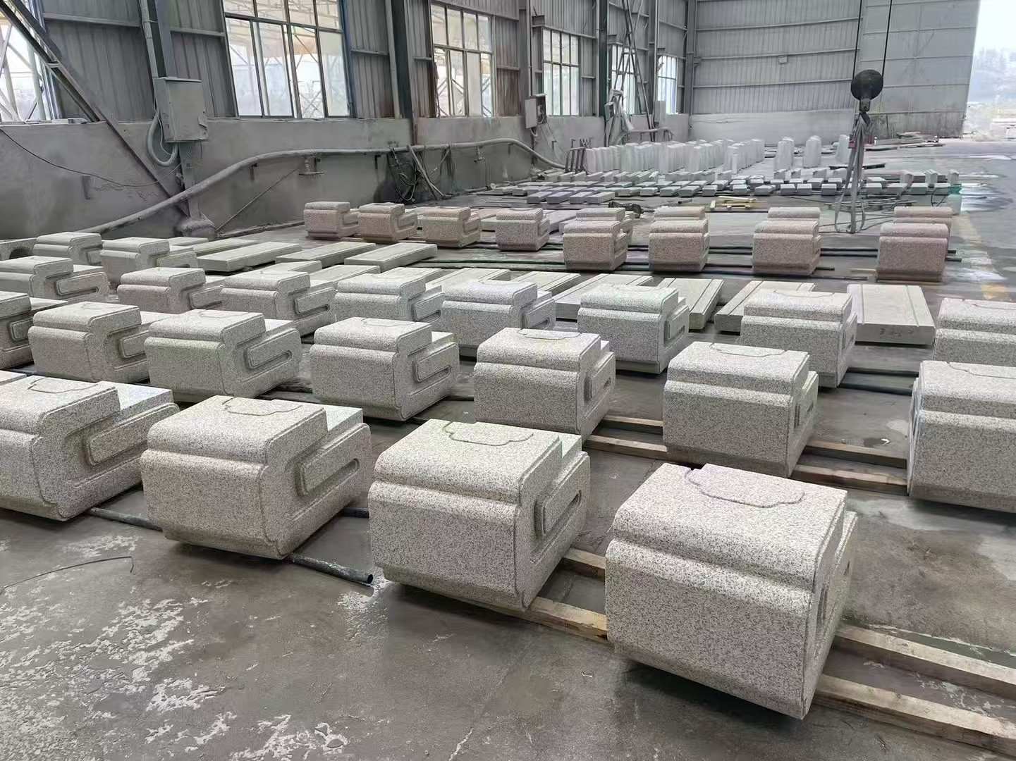 聊城 白麻花岗岩异形加工-石凳，坐凳