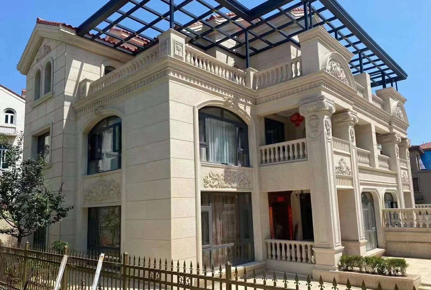 聊城 黄金麻花岗岩荔枝面别墅外墙干挂