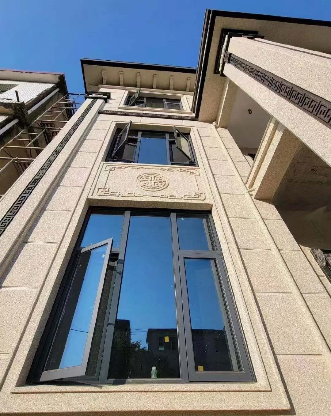 聊城 黄金麻荔枝面别墅外墙干挂效果展示